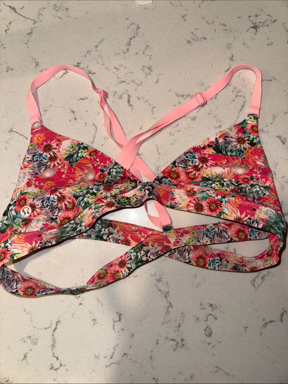 Lululemon Floral Strappy swim top - Pink size XS/S
